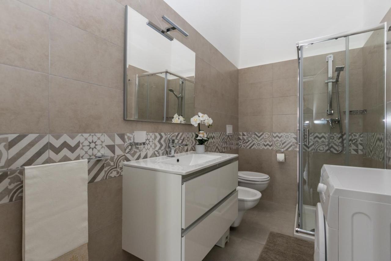 Drooms. Felline Dış mekan fotoğraf