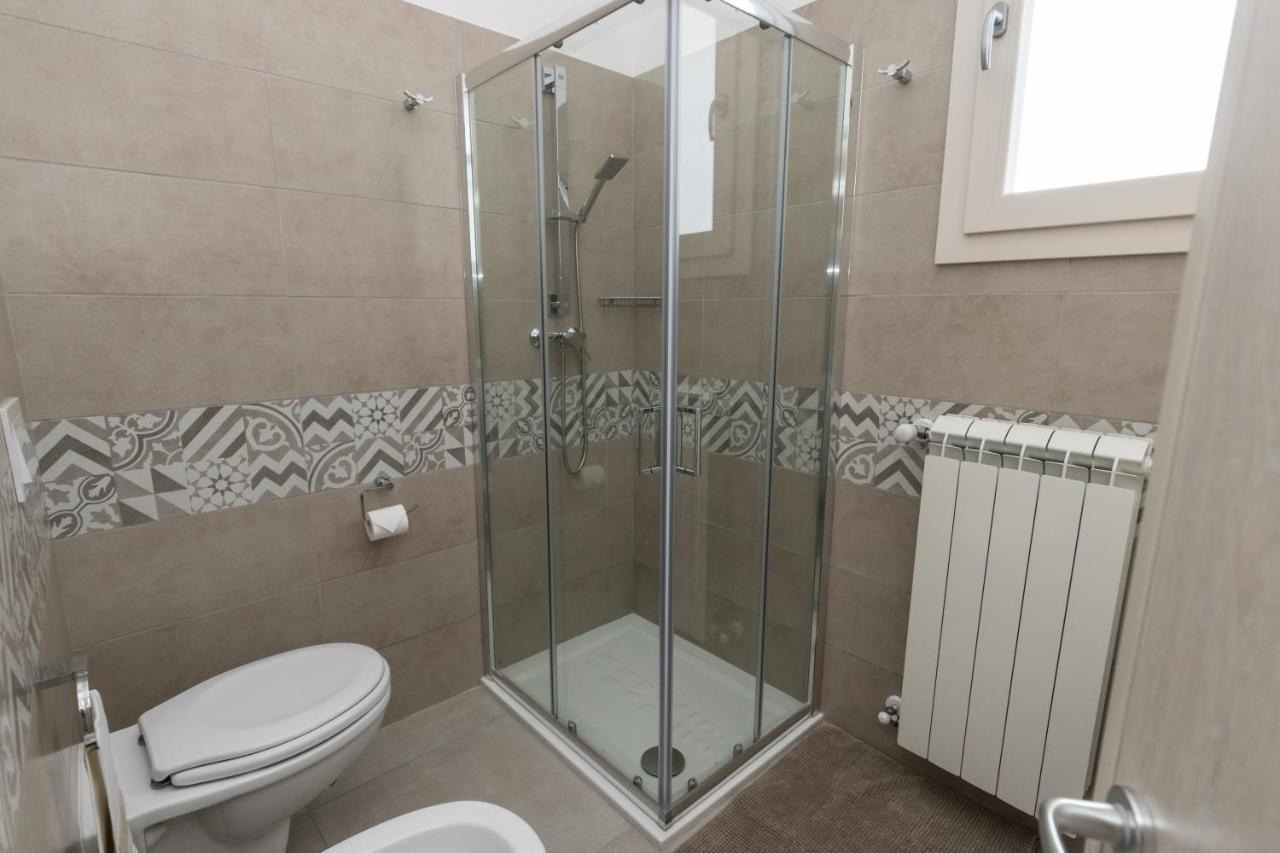 Drooms. Felline Dış mekan fotoğraf